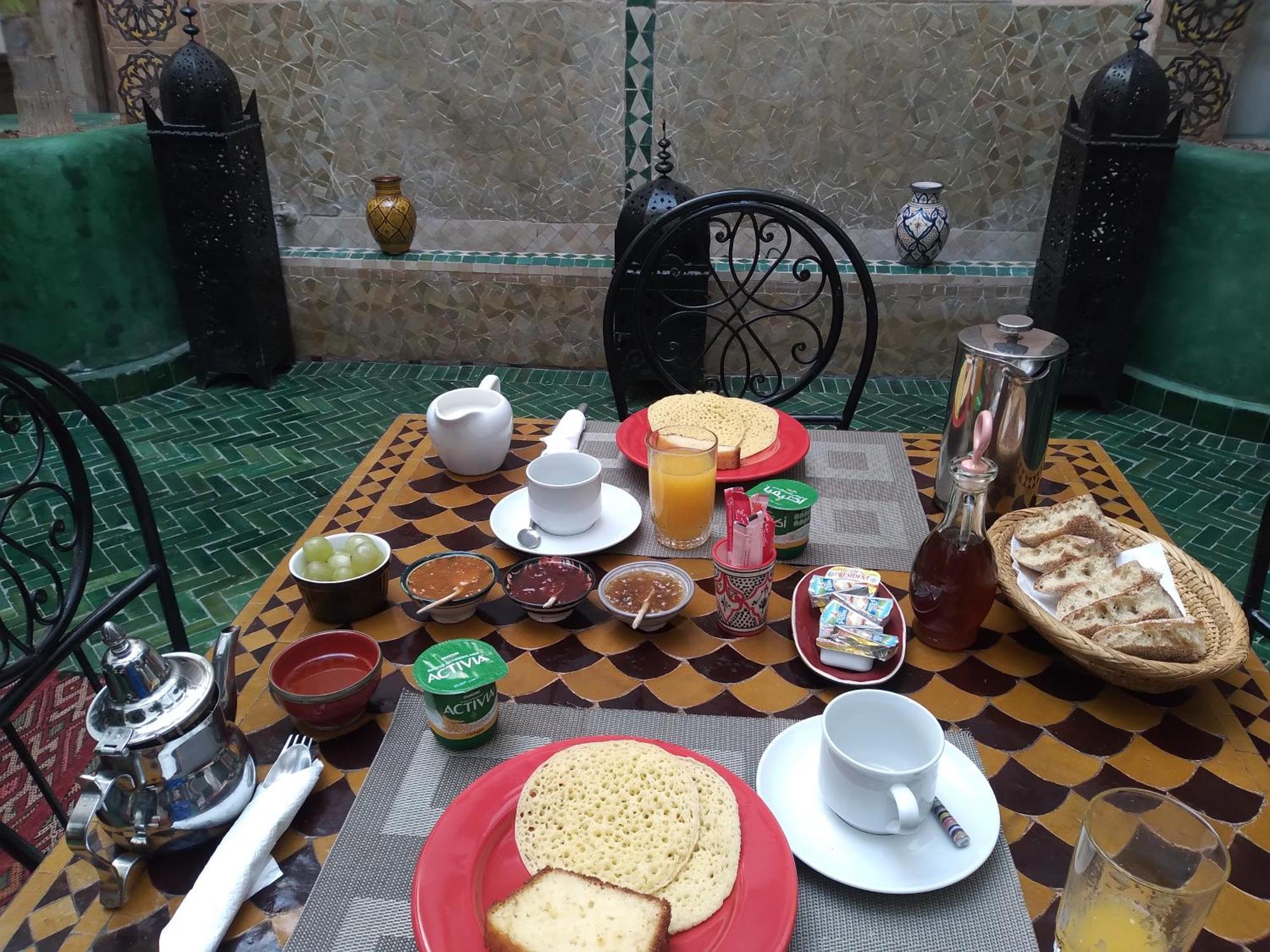 Berbere De La Montagne Hotel Imdiazene 外观 照片