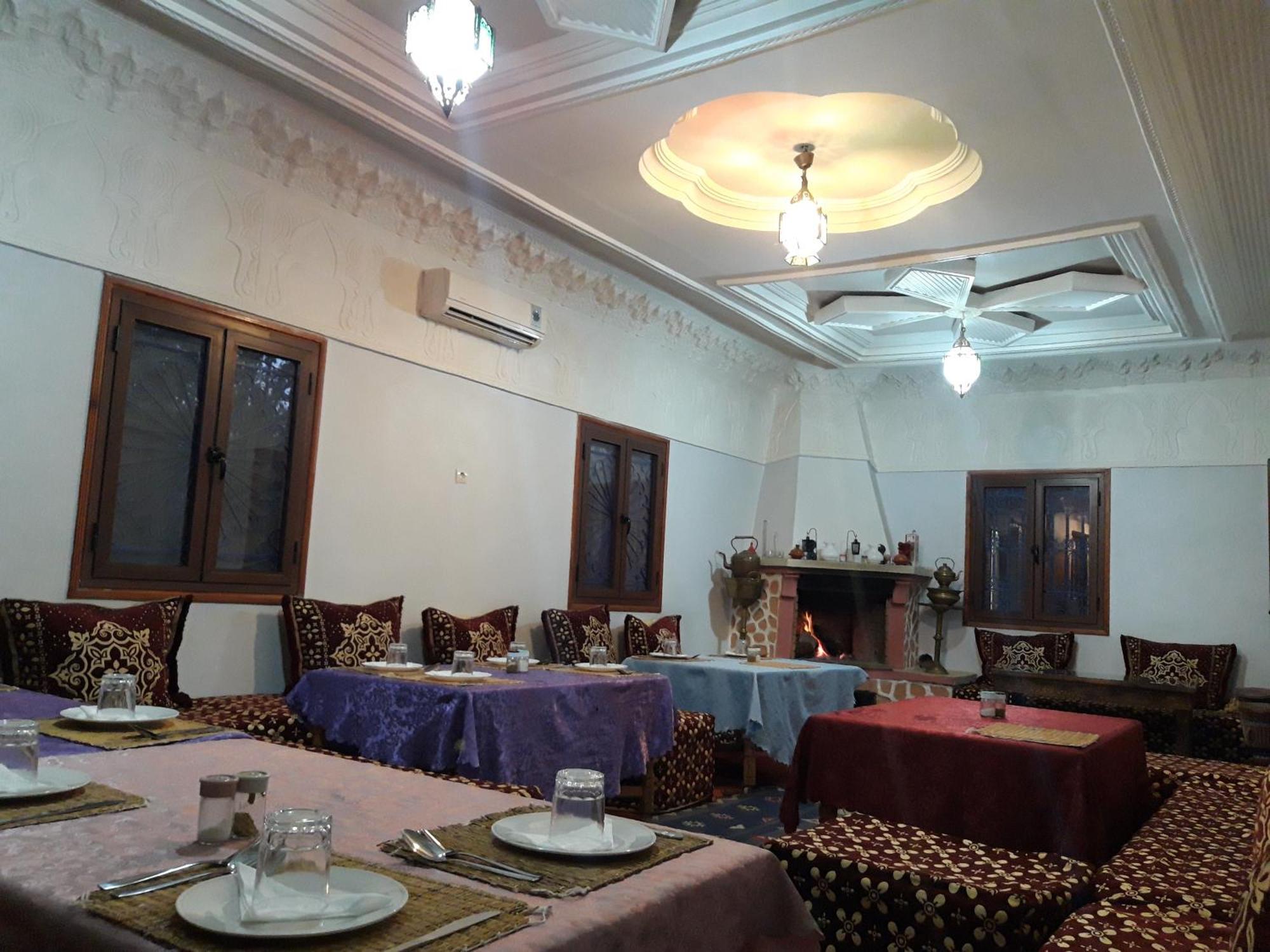 Berbere De La Montagne Hotel Imdiazene 外观 照片